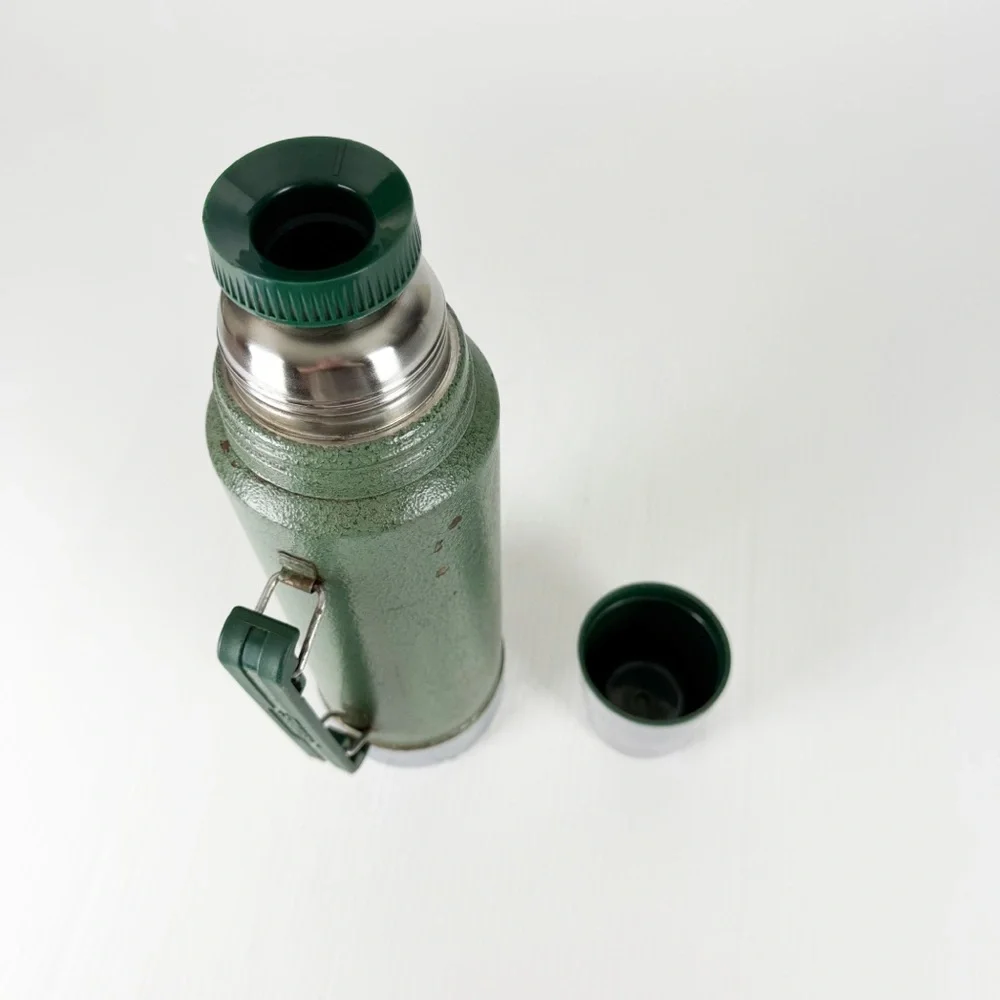 Vintage Aladdin Stanley Thermos Green Metal Vacuum Bottle No 100 Cup 32oz - Picture 4 of 6